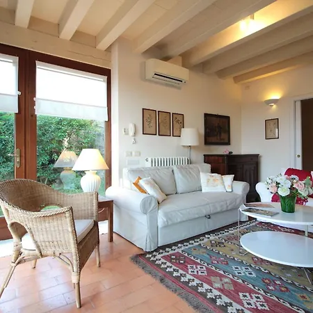 公寓 Calicantus, Verona, Pool, Wifi
